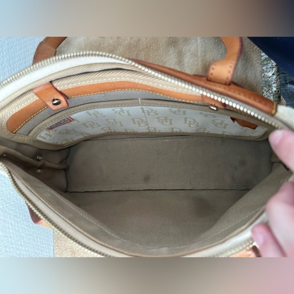 Dooney & Bourke Signature Canvas Shoulder Bag Project - Picture 11 of 13